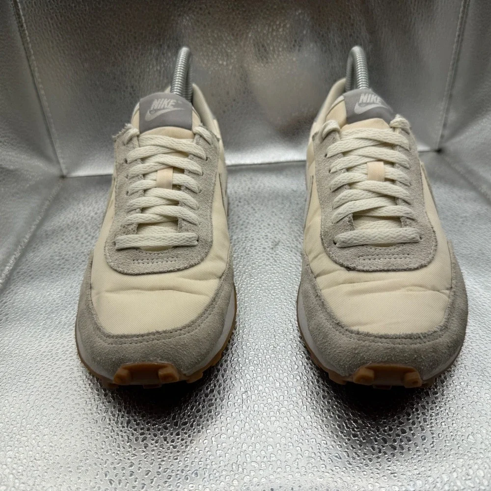 Size 8.5‎ Nike Daybreak Sneakers Womens Cream Good Suede Nylon Waffle Outsole